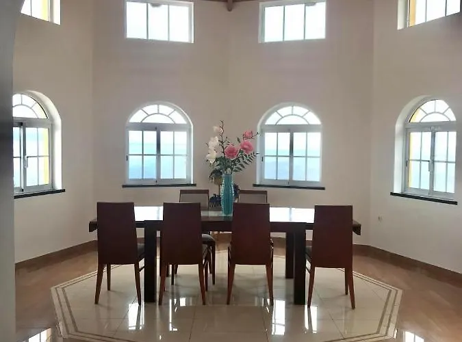 منزل للإقامة Quinta Dos Dragoeiros - Rral Nº3452 Queimada (Azores)