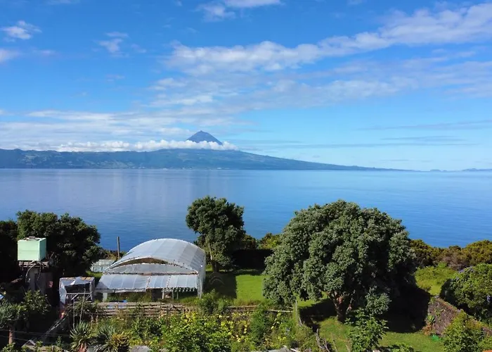منزل للإقامة Quinta Dos Dragoeiros - Rral Nº3452 Queimada (Azores)